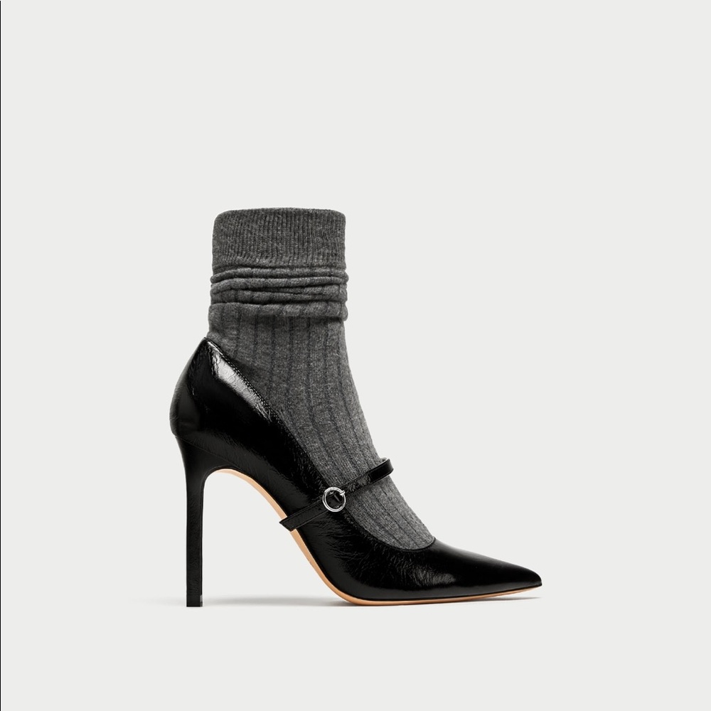 Sock Style High Heel Court Shoes, NWT - Picture 4 of 8
